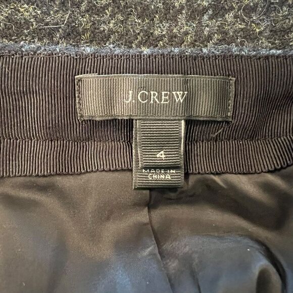 J. Crew 100% wool skirt. Lined size 4 - Picture 3 of 9